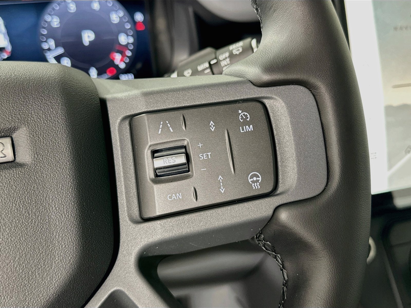New 2026 Land Rover Defender 110 X-Dynamic SE AWD/4WD image 20