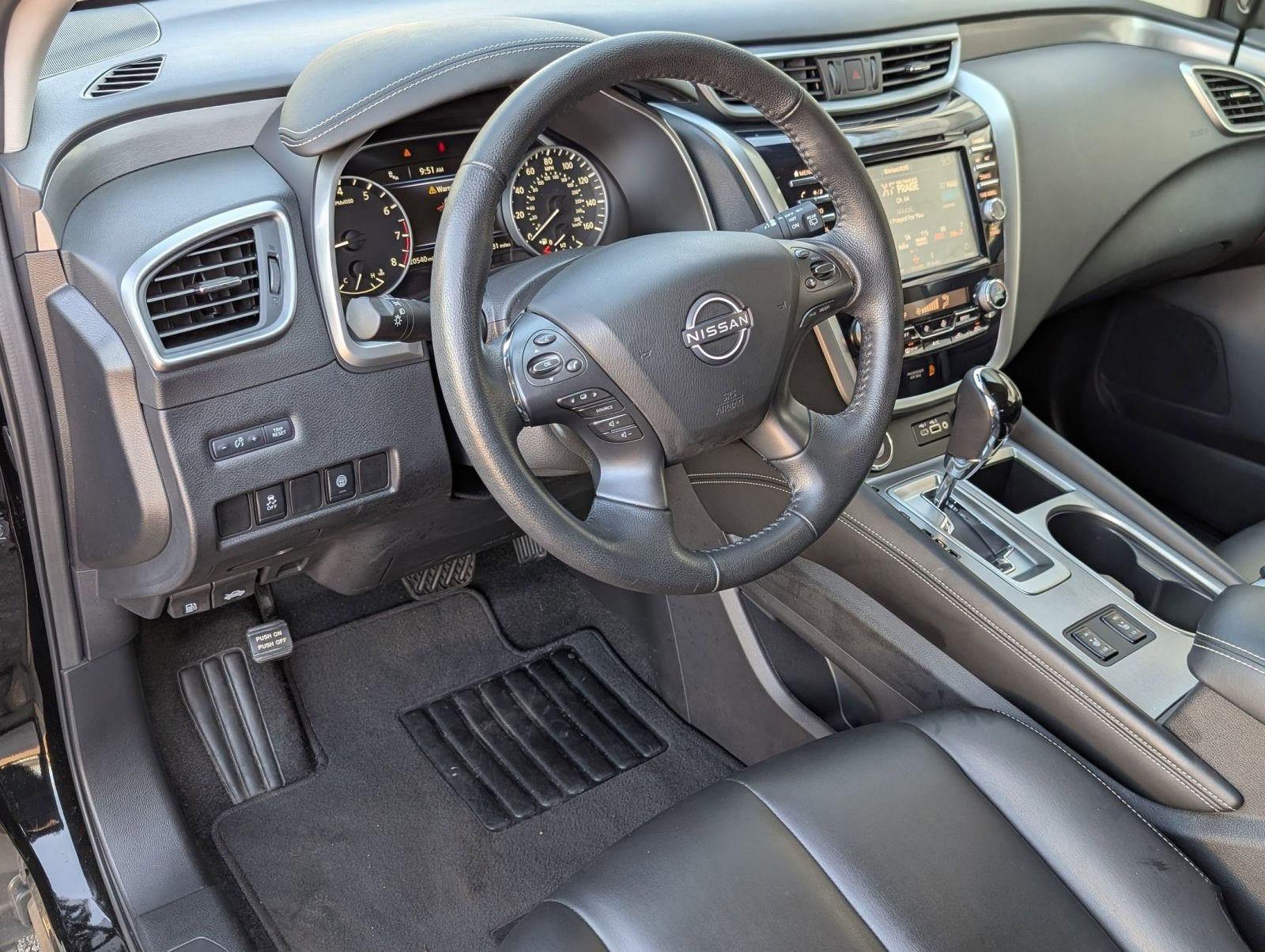 Used 2024 Nissan Murano SV w/ SV Midnight Edition Package image 4