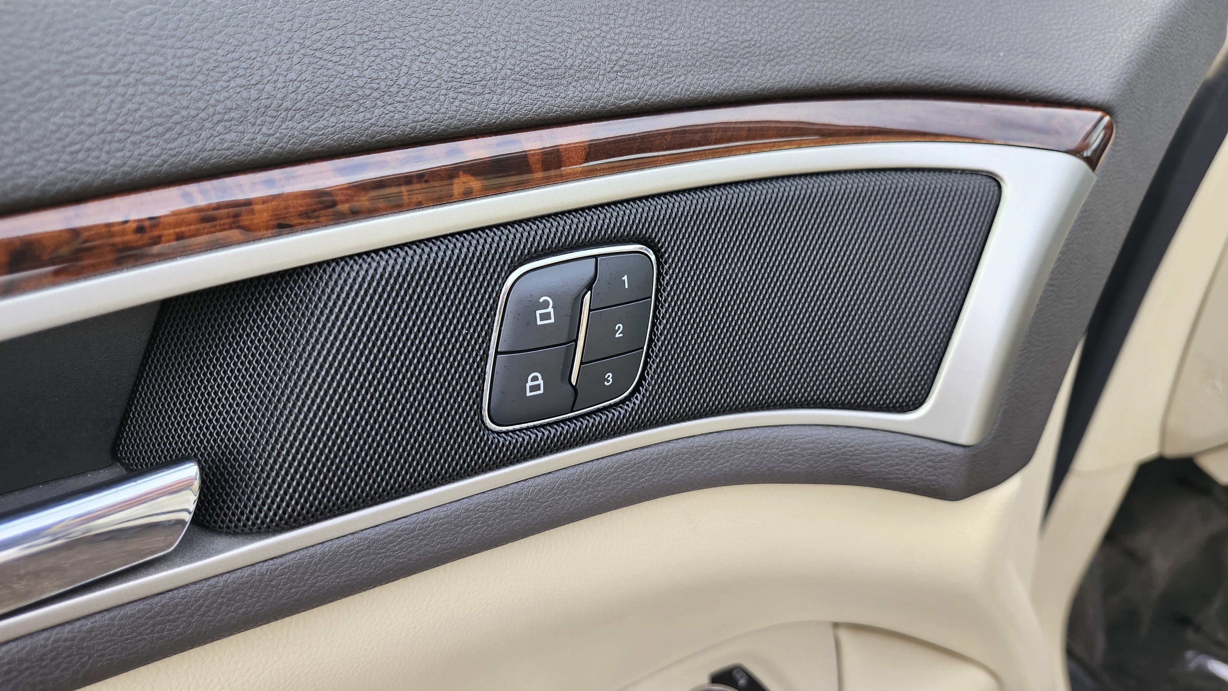 Used 2015 Lincoln MKZ w/ Equipment Group 101A Select image 26