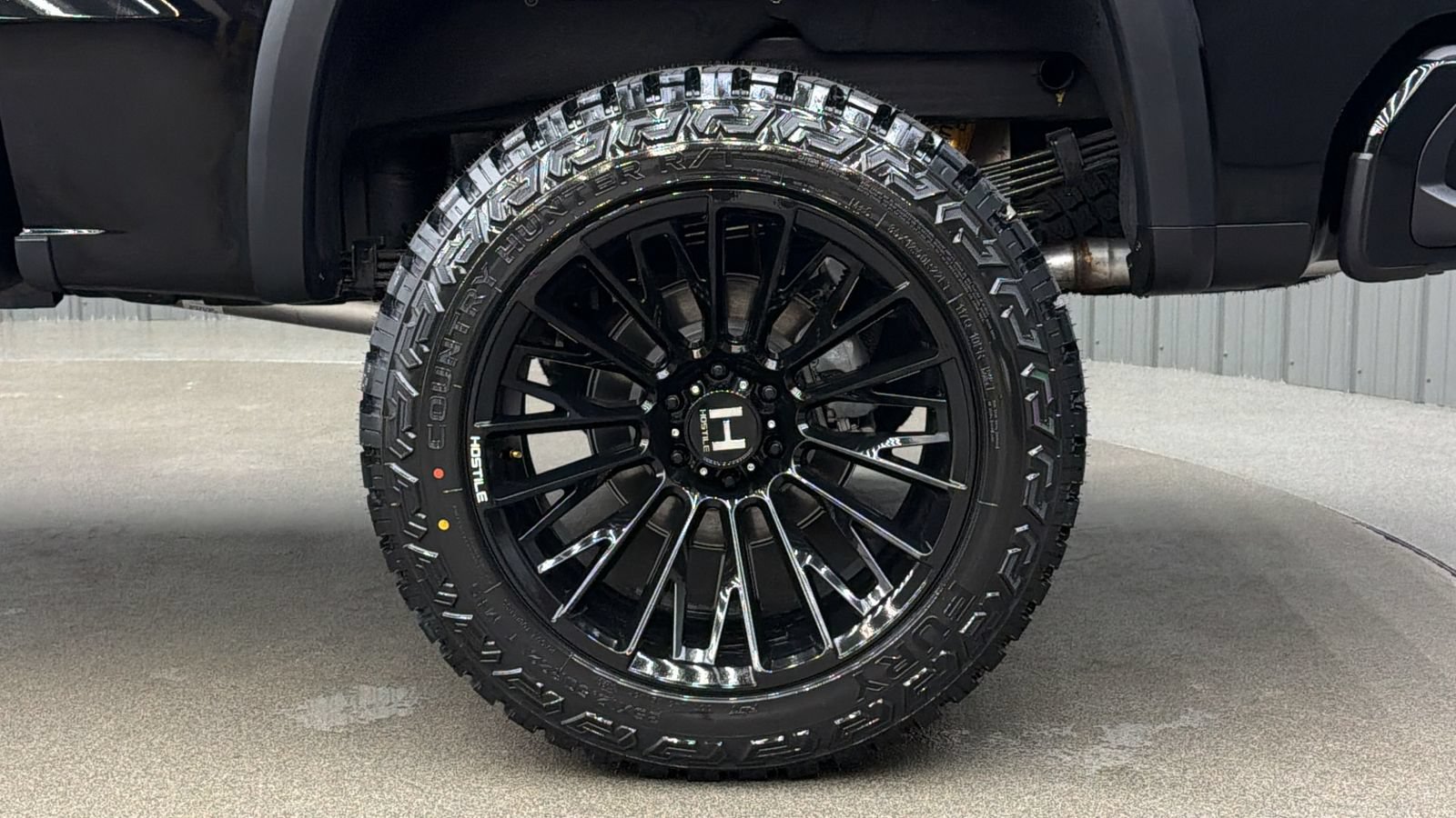 Used 2026 Chevrolet Silverado 1500 ZR2 AWD/4WD image 12