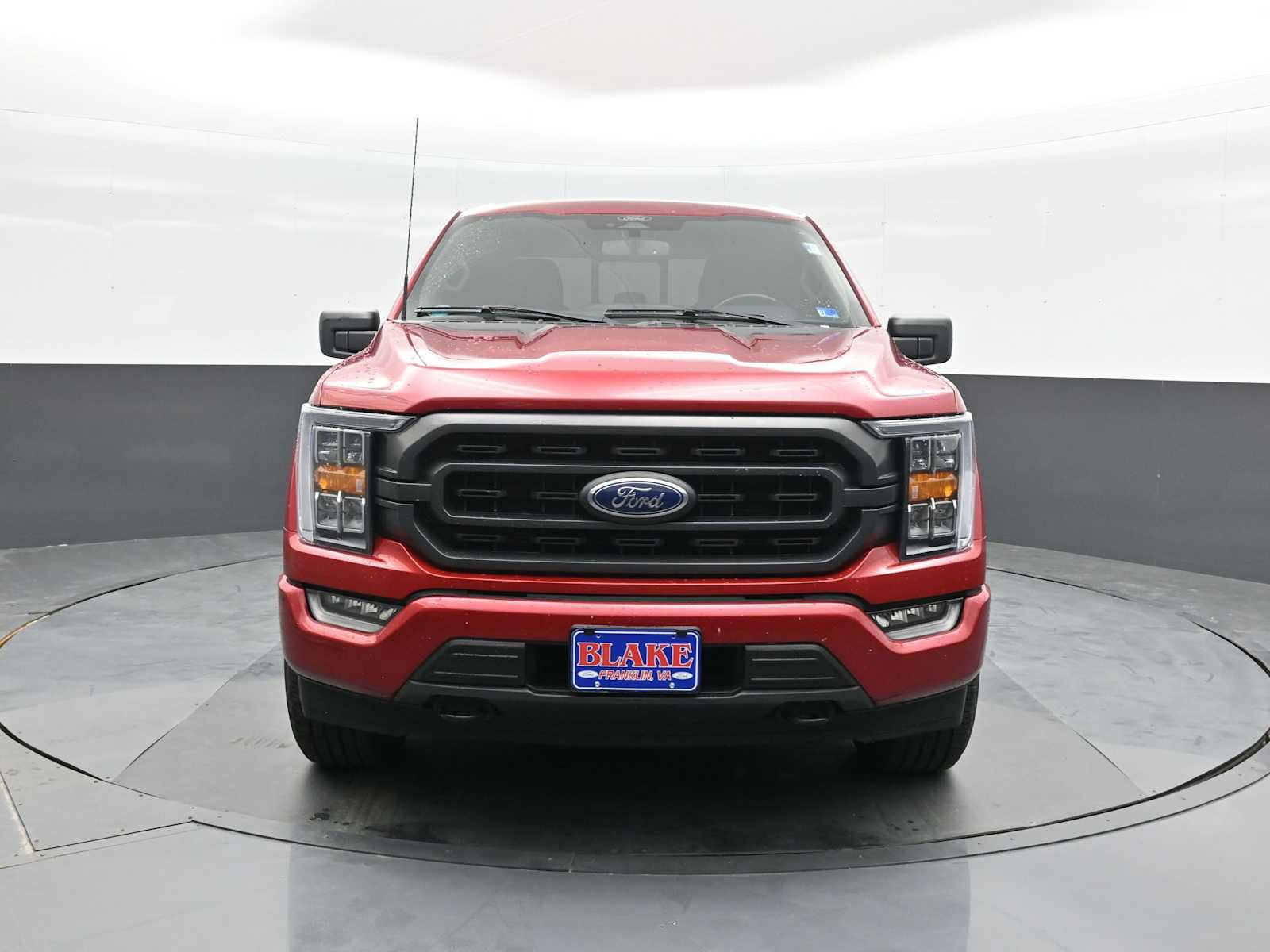 Used 2022 Ford F150 XLT w/ Equipment Group 302A High AWD/4WD image 3