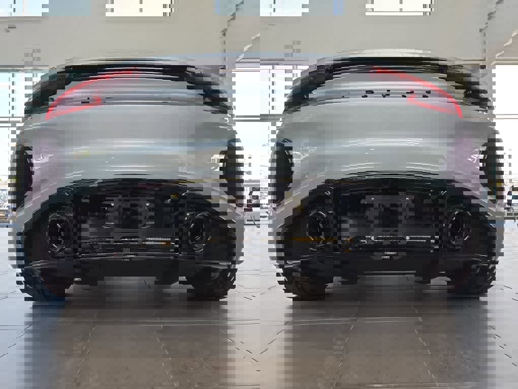 New 2025 Lotus Emira image 6