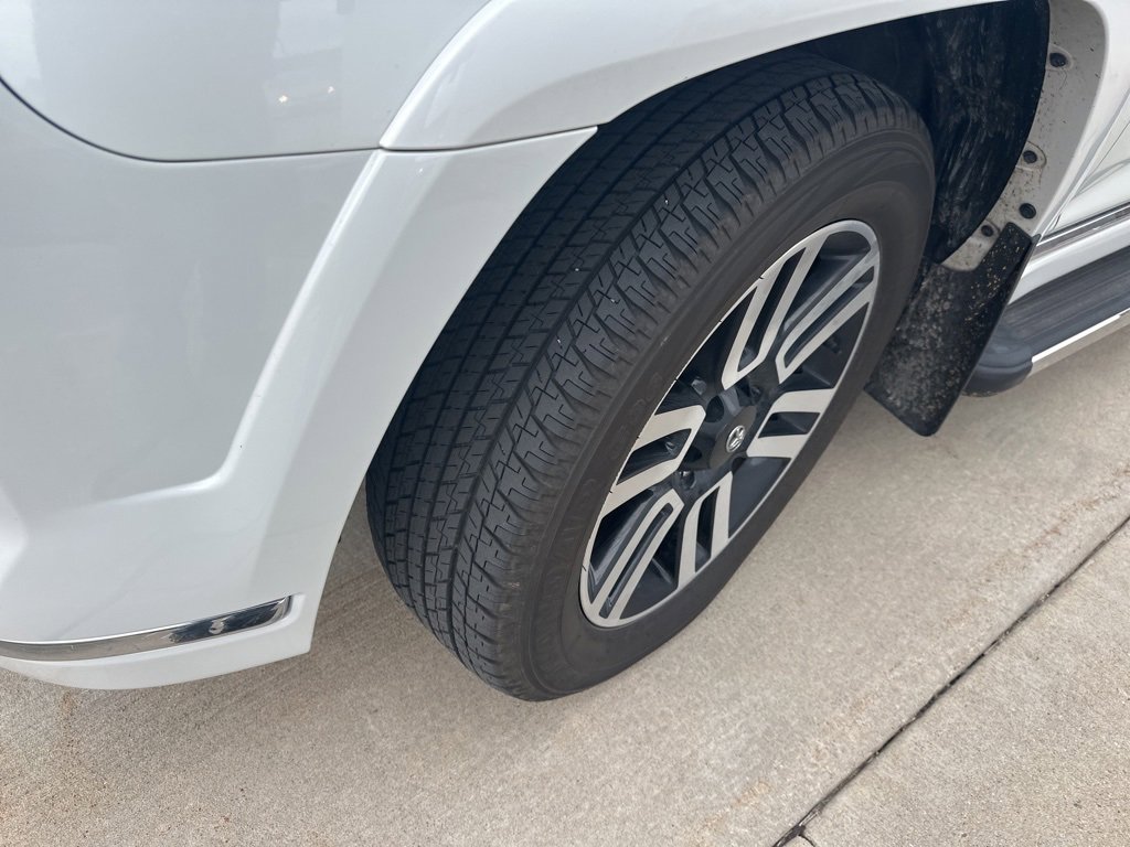 Used 2024 Toyota 4Runner Limited image 9