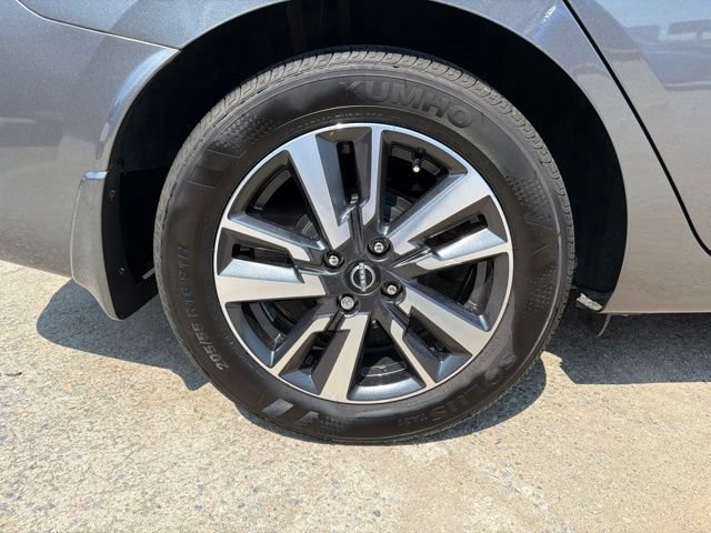 Used 2024 Nissan Versa S w/ S Plus Package FWD image 16