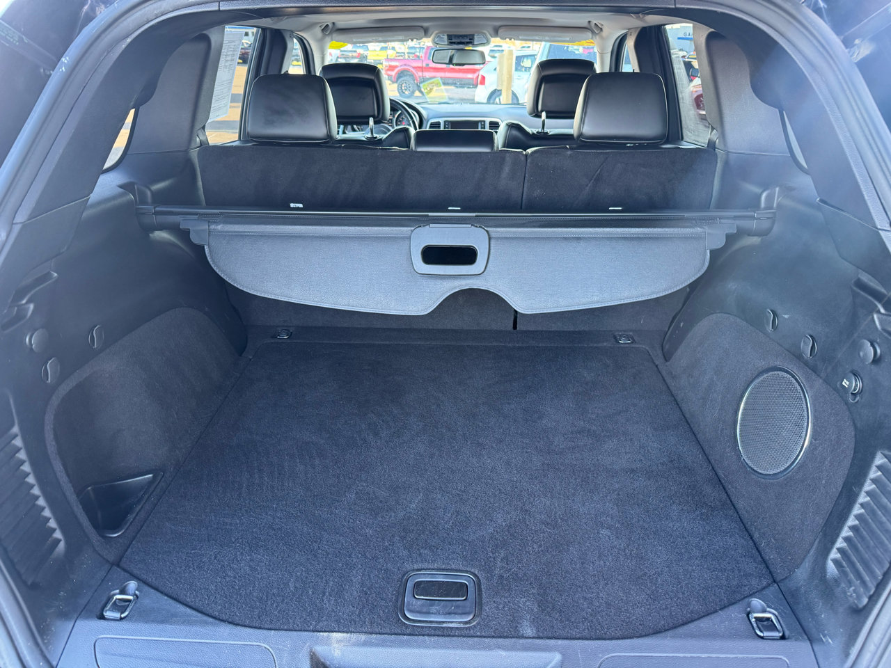 Used 2012 Jeep Grand Cherokee Laredo image 9