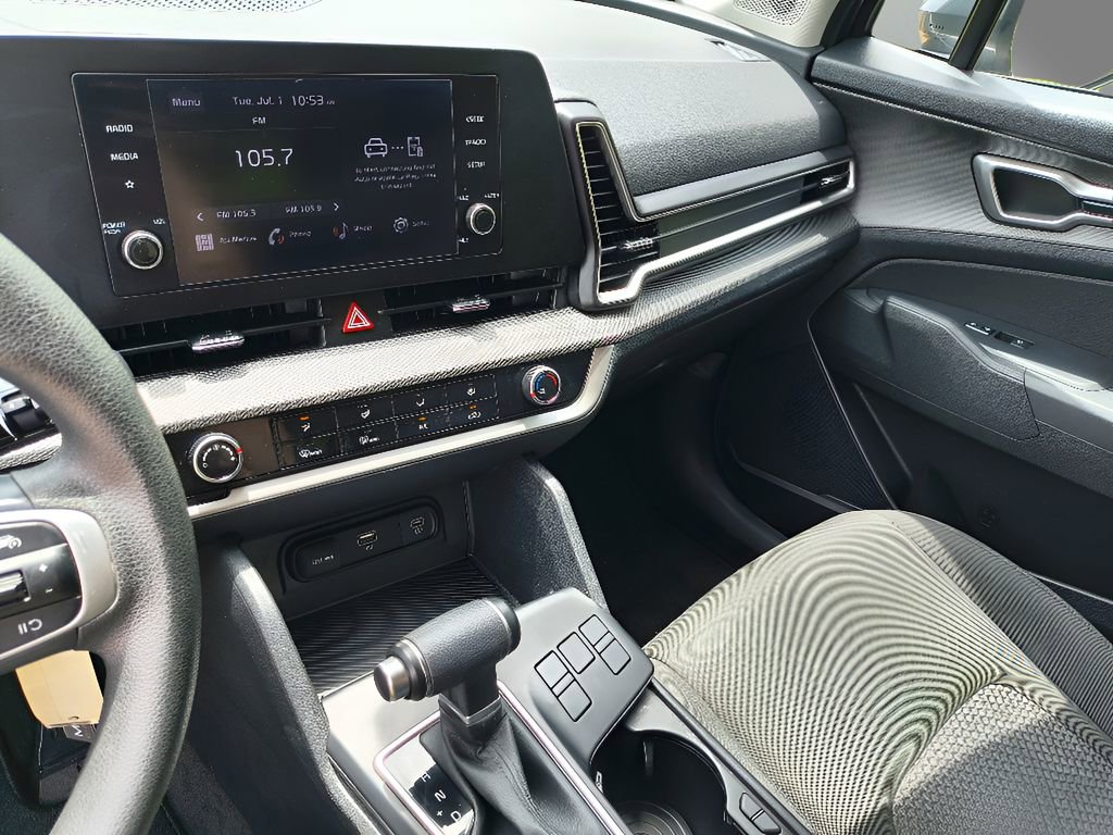 Used 2024 Kia Sportage LX FWD image 16