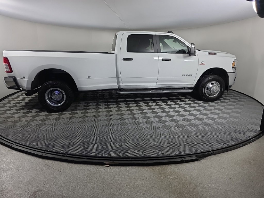Used 2024 RAM 3500 Big Horn image 6