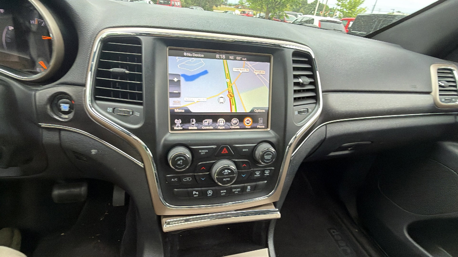 Used 2017 Jeep Grand Cherokee Limited w/ Luxury Group II RWD image 35
