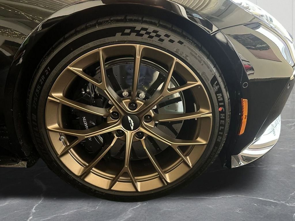 New 2026 Aston Martin V8 Vantage S image 32