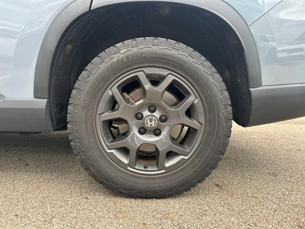 Used 2023 Honda Pilot TrailSport image 9