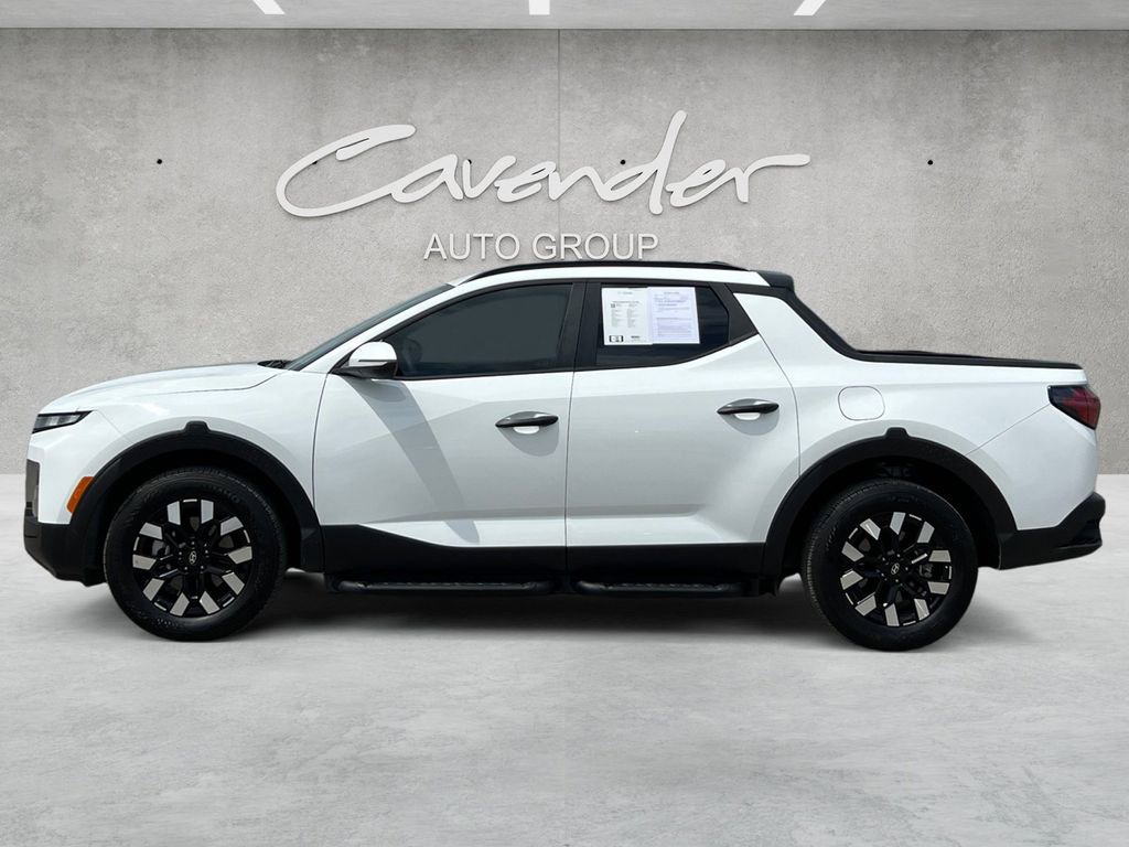 Used 2025 Hyundai Santa Cruz SEL FWD image 13
