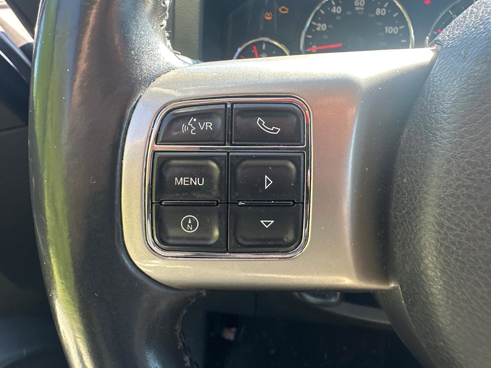 Used 2012 Jeep Liberty Limited Jet w/ Comfort/Convenience Group AWD/4WD image 17