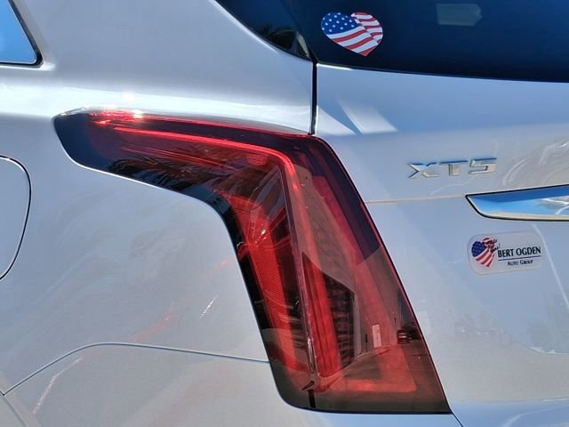 New 2026 Cadillac XT5 Premium Luxury image 8