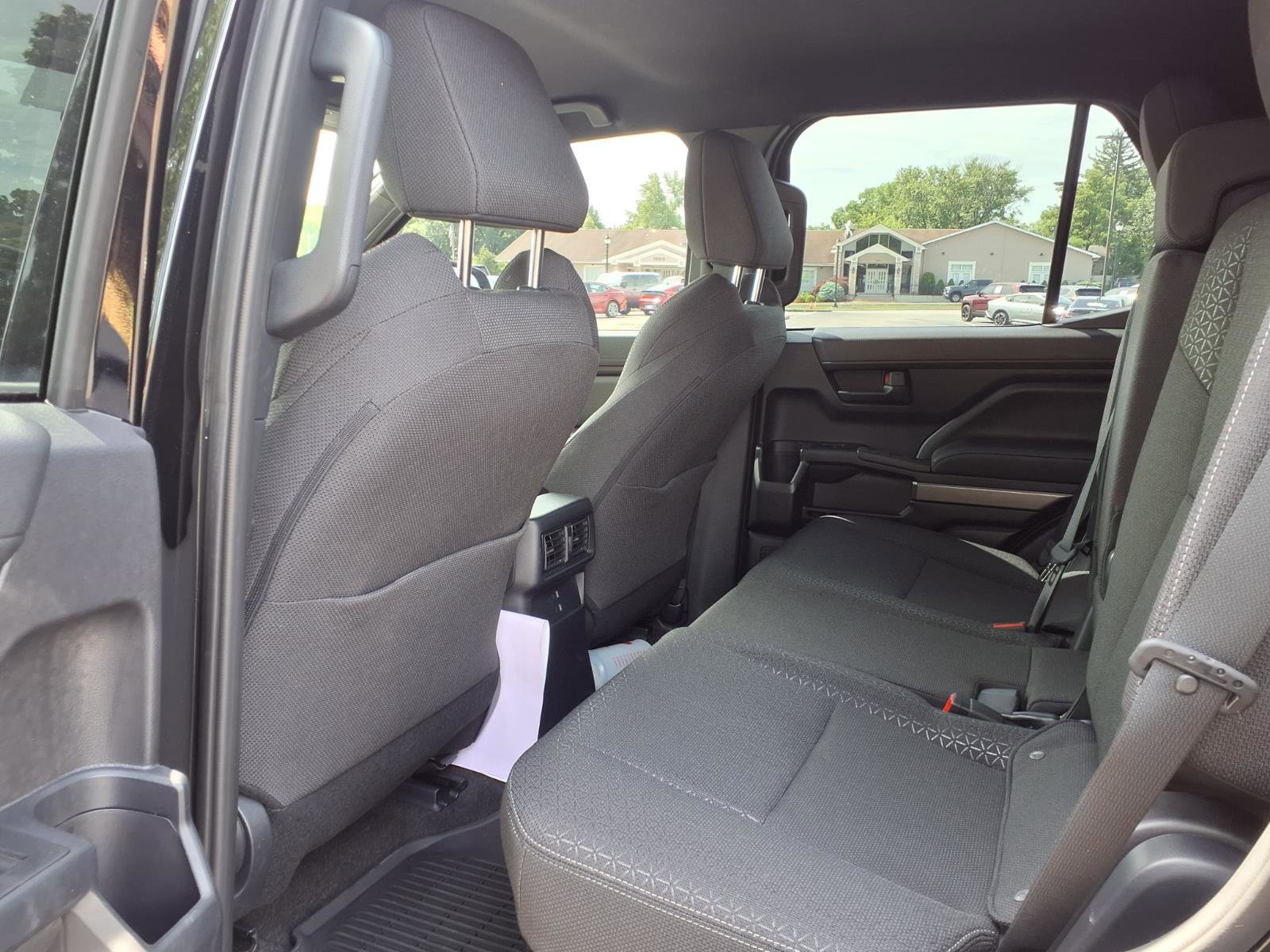 Certified 2025 Toyota 4Runner SR5 AWD/4WD image 25