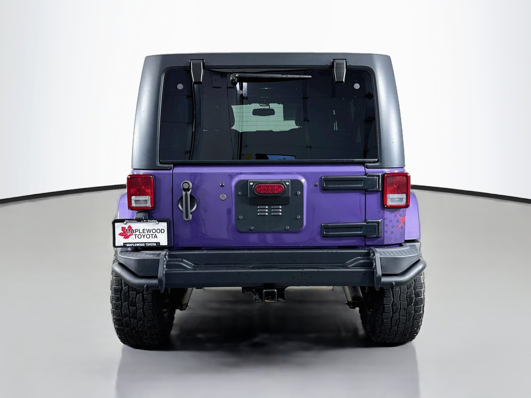 Used 2016 Jeep Wrangler Unlimited Sahara AWD/4WD image 6