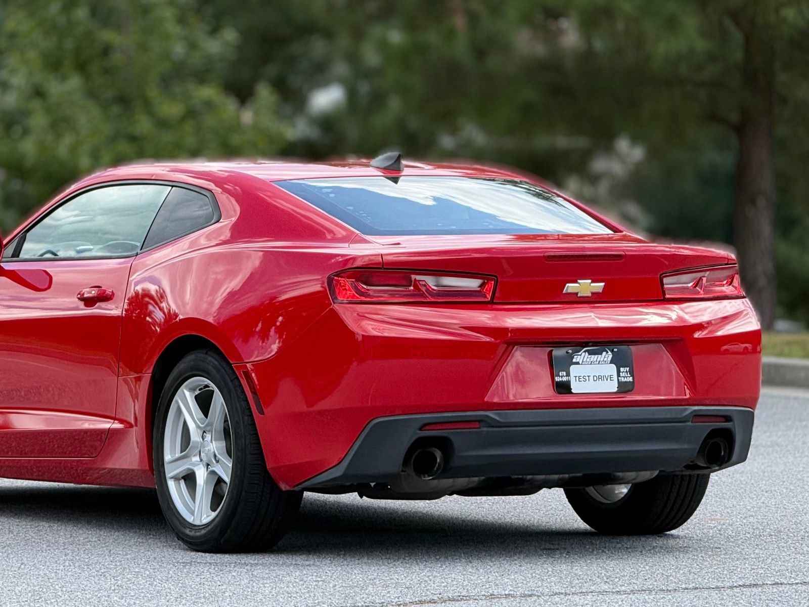 Used 2017 Chevrolet Camaro LT RWD image 44