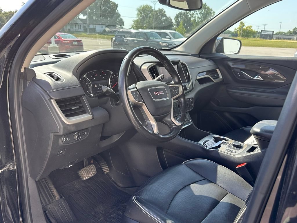 Used 2020 GMC Terrain Denali w/ Denali Premium Package AWD/4WD image 13