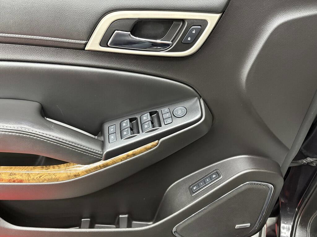 Used 2016 GMC Yukon Denali w/ Open Road Package image 8