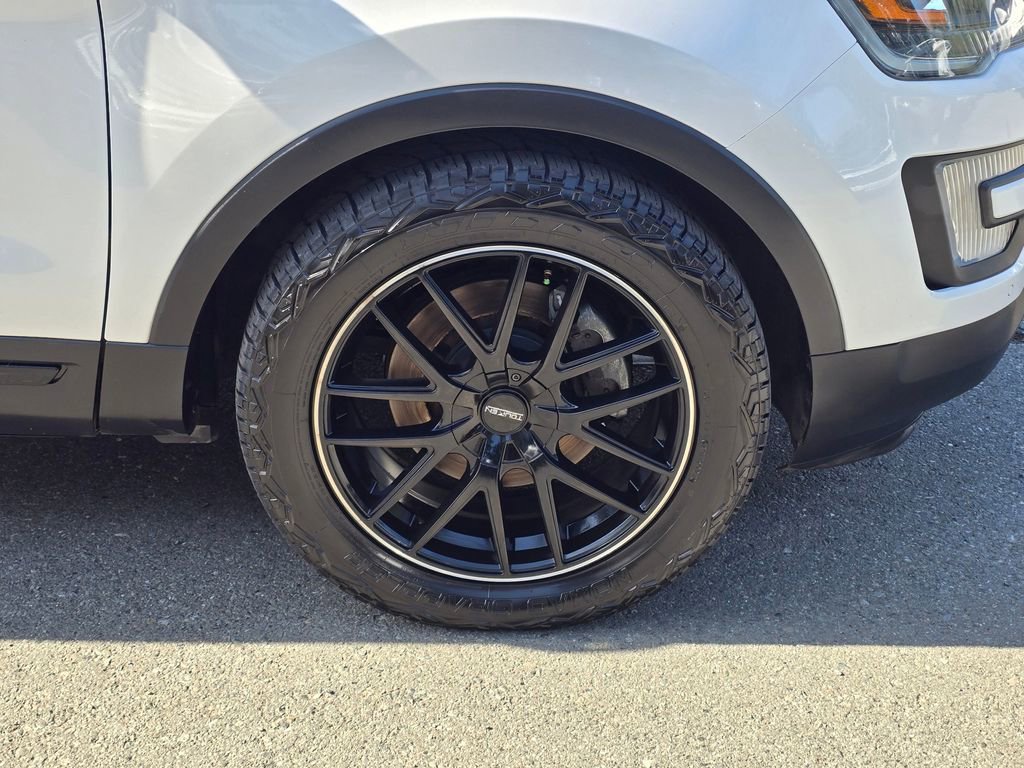 Used 2016 Ford Explorer Sport w/ Equipment Group 401A image 48