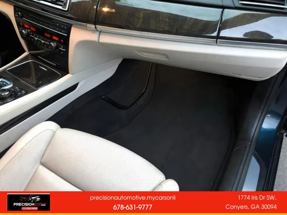 Used 2013 BMW 750i RWD image 25