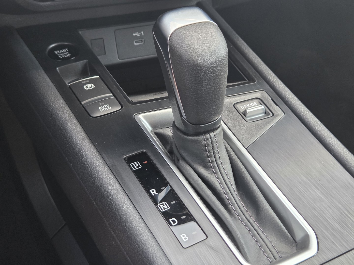 New 2027 Nissan Kicks SV AWD/4WD image 38