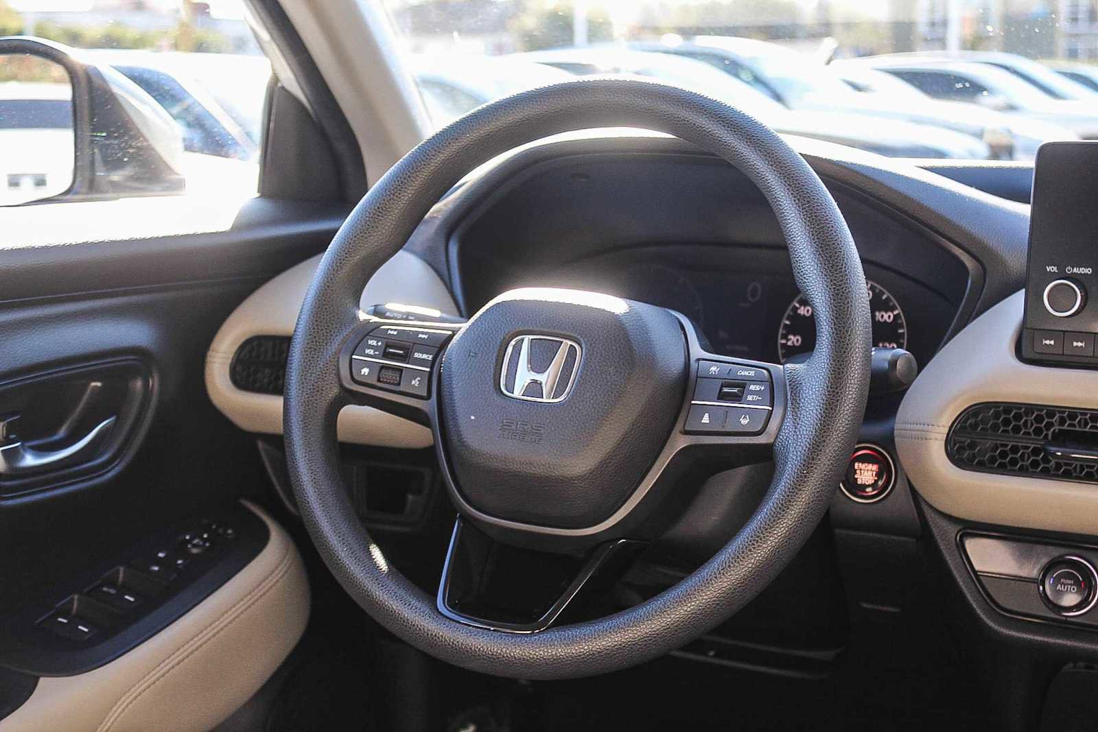 Used 2023 Honda HR-V LX image 15