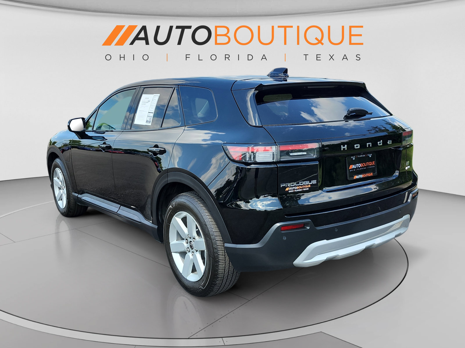 Used 2024 Honda Prologue EX image 3