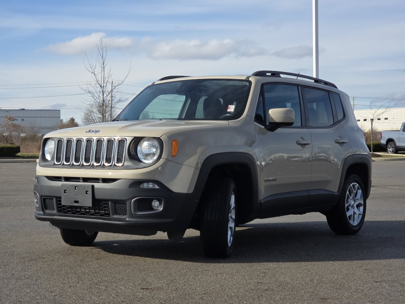 Used 2016 Jeep Renegade Latitude image 14
