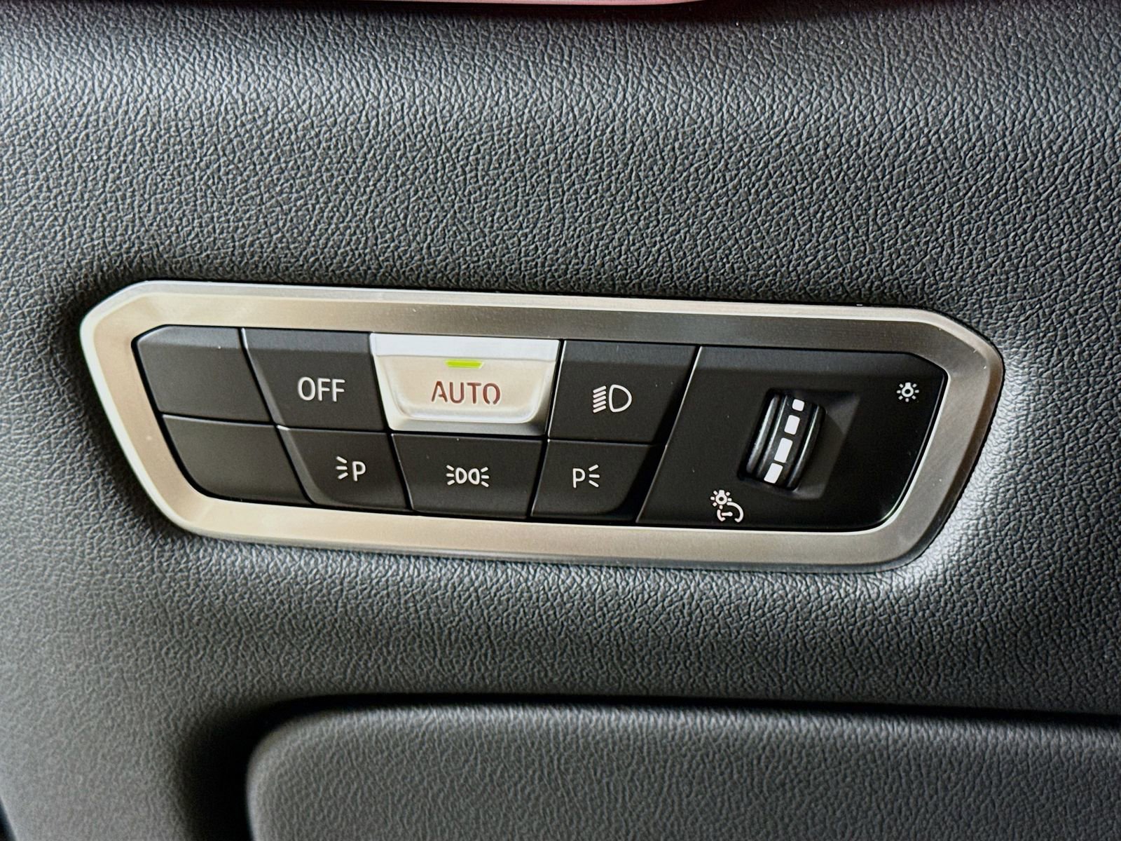 Certified 2023 BMW X5 xDrive40i w/ Premium Package image 10