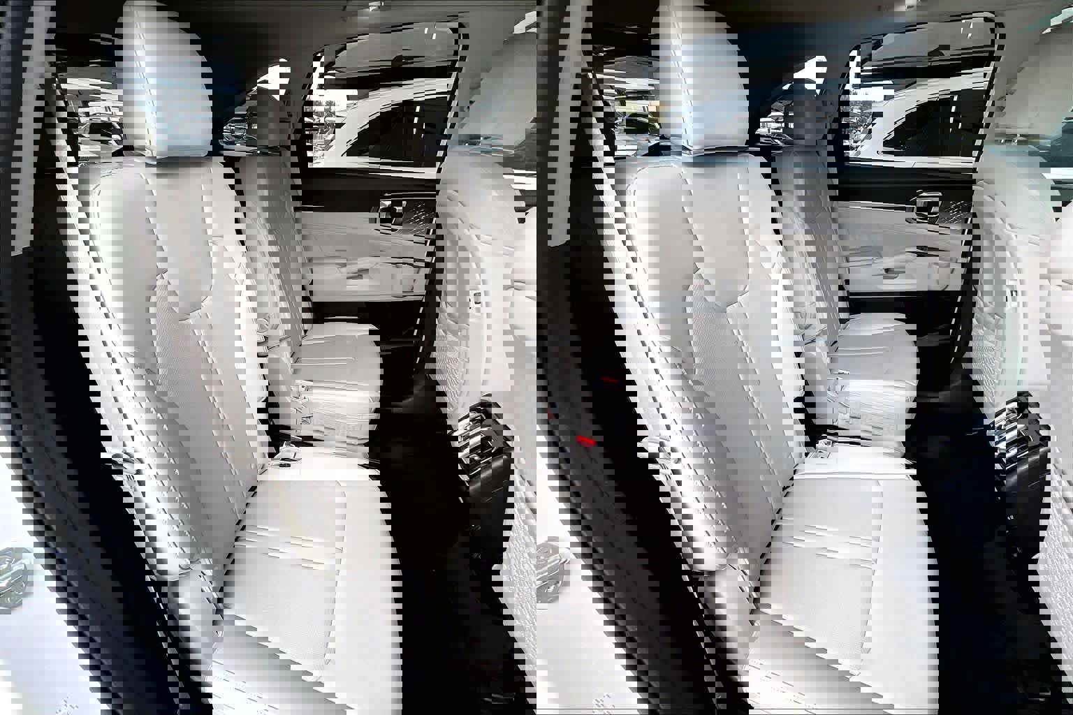 Used 2023 Kia Sorento SX image 19