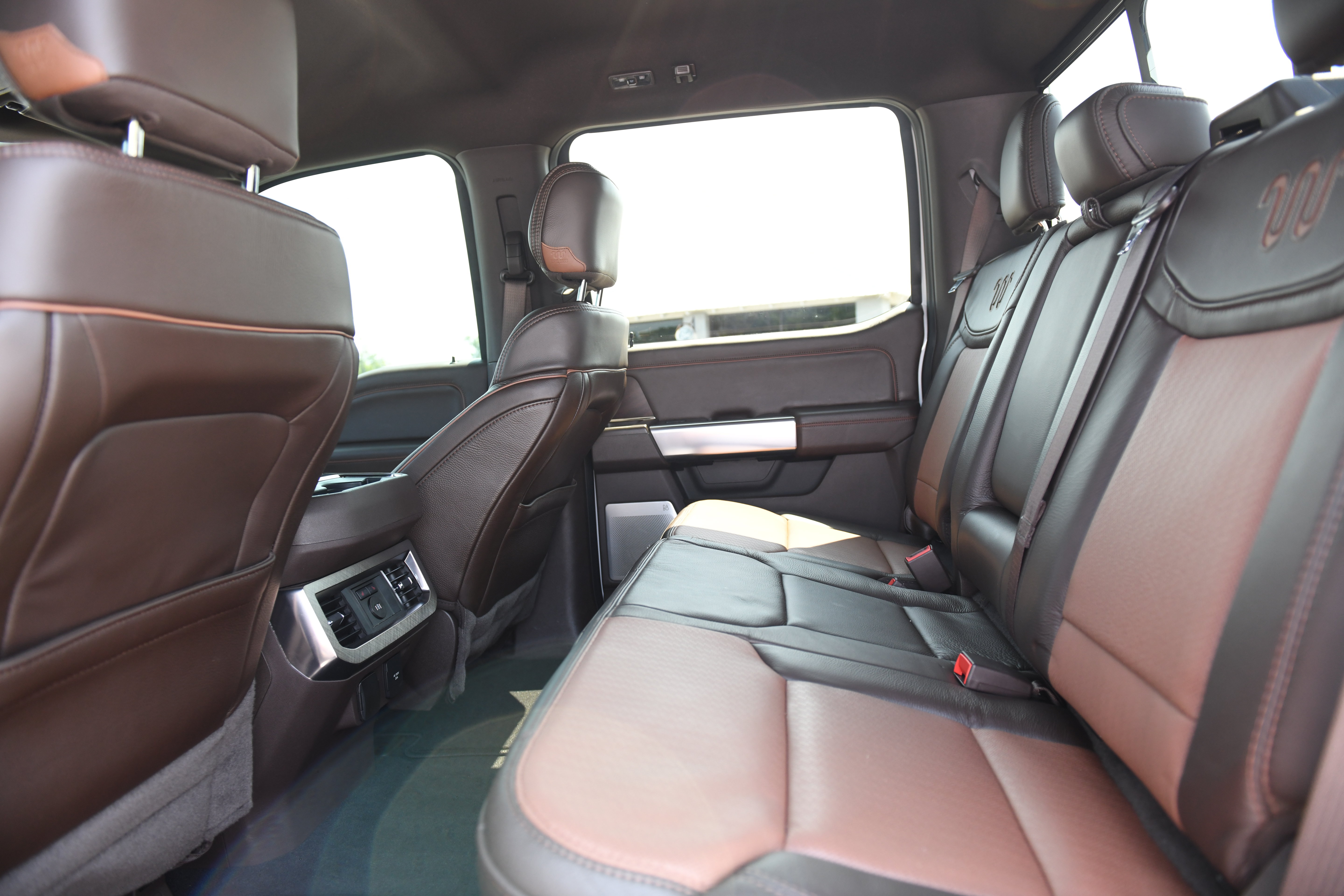 Used 2024 Ford F250 King Ranch w/ Tremor Off-Road Package AWD/4WD image 12
