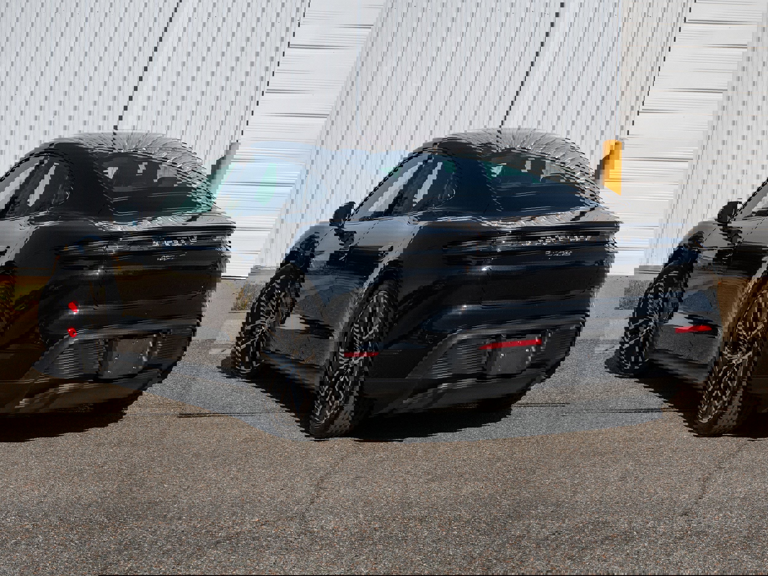 Used 2025 Porsche Taycan 4S image 3