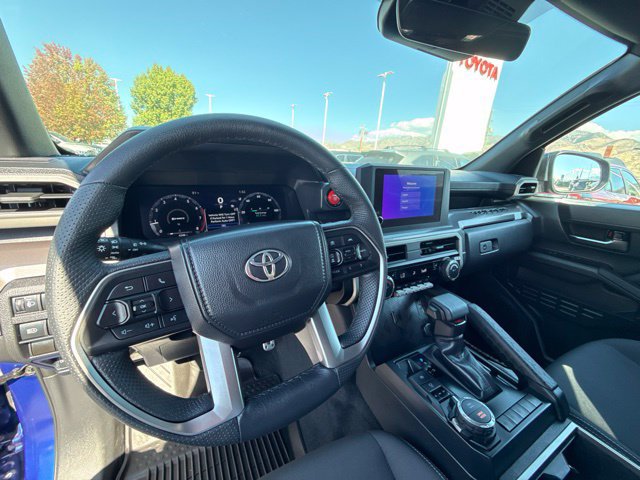 Used 2025 Toyota Tacoma TRD Sport AWD/4WD image 20
