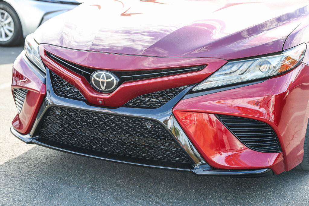 Used 2018 Toyota Camry XSE FWD image 20