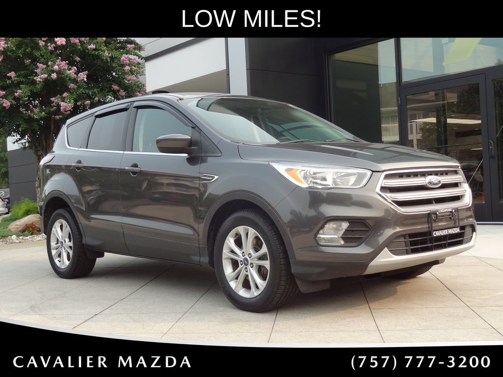 Used 2017 Ford Escape SE