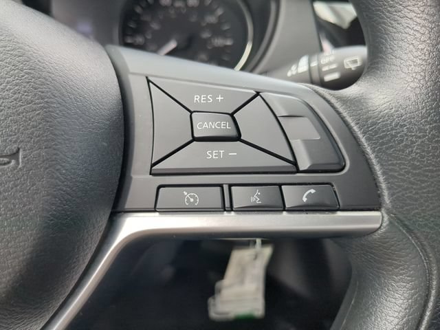 Used 2020 Nissan Rogue Sport S FWD image 29