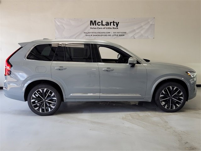 New 2026 Volvo XC90 B6 Plus w/ Protection Package Premier image 2