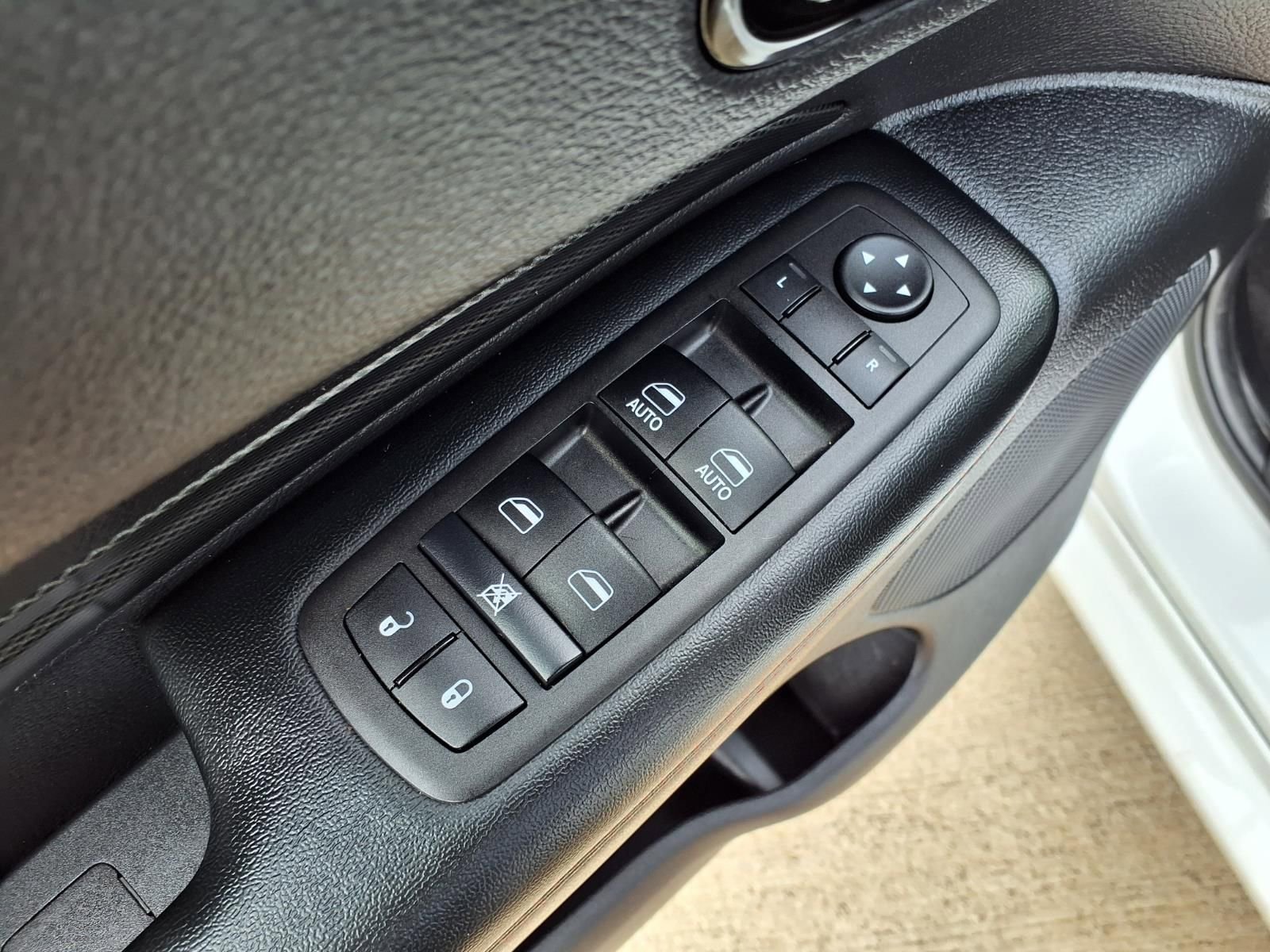 Used 2025 Dodge Durango GT AWD/4WD image 23