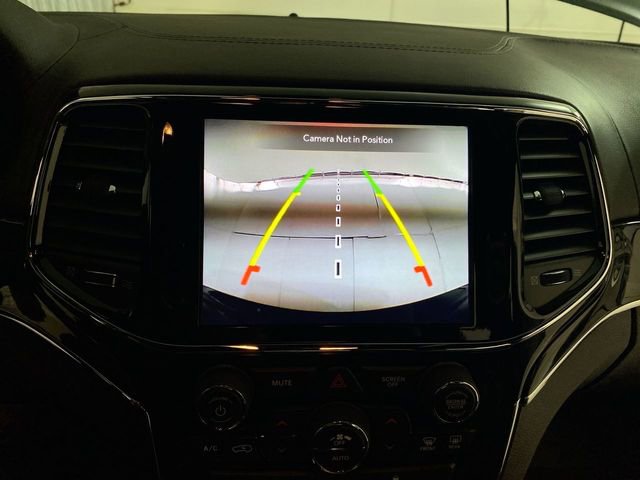 Used 2020 Jeep Grand Cherokee Overland image 41