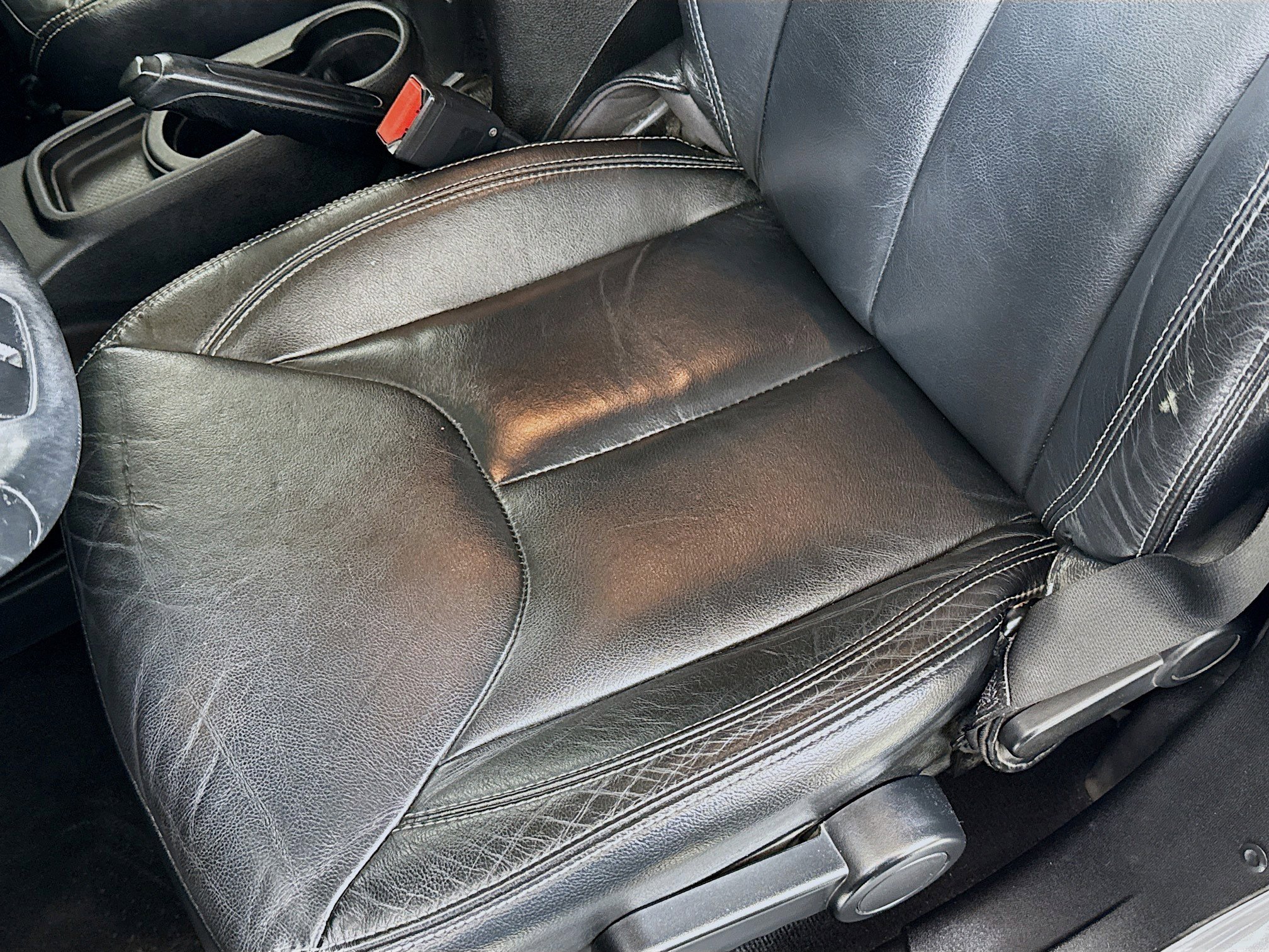 Used 2013 Jeep Wrangler Unlimited Sahara w/ Dual Top Group image 18