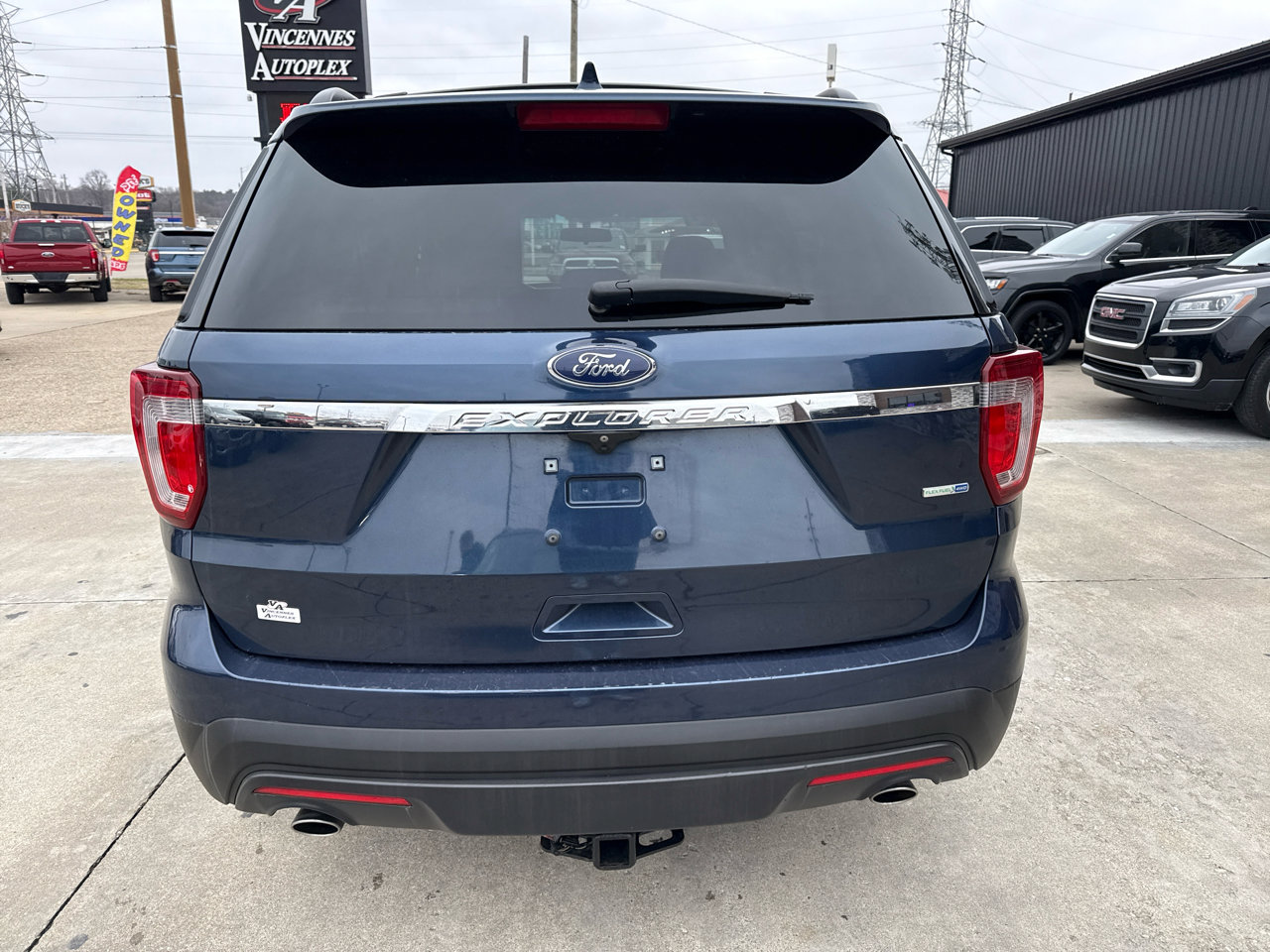 Used 2016 Ford Explorer 4WD image 3
