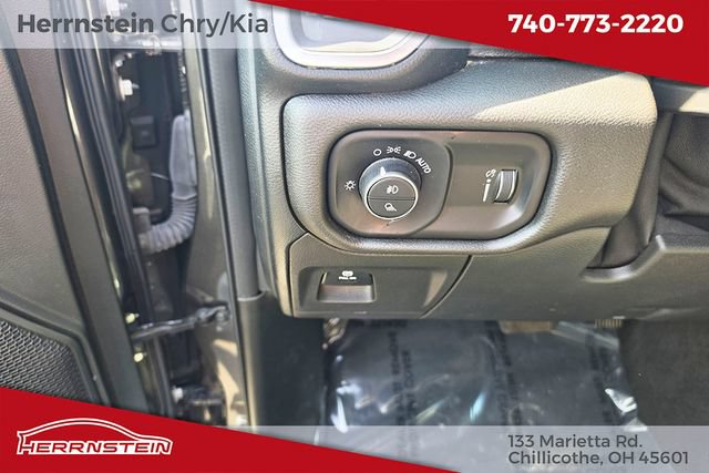 Used 2022 RAM 1500 Big Horn AWD/4WD image 10