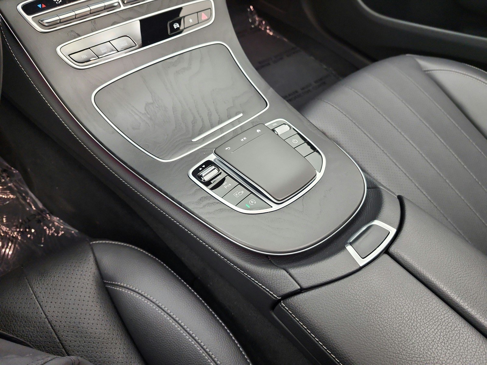 Used 2023 Mercedes-Benz E 350 Sedan image 13