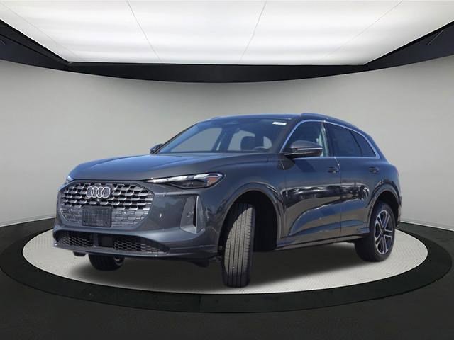New 2025 Audi Q5 Premium w/ Convenience Package image 3