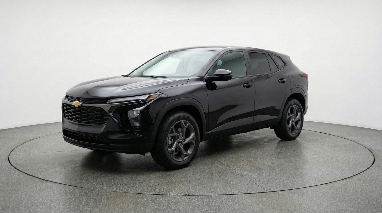 Used 2025 Chevrolet Trax LT image 3