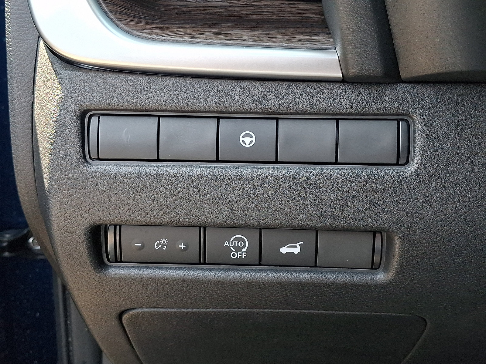 Used 2024 Nissan Rogue Platinum AWD/4WD image 30