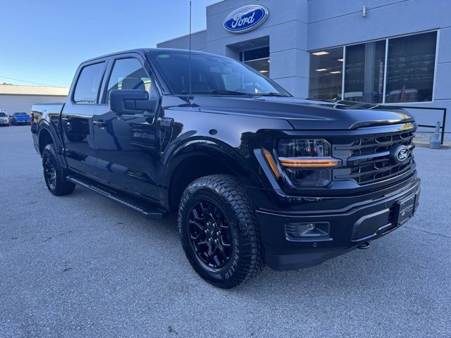 New 2025 Ford F150 XLT w/ Equipment Group 302A MID image 2