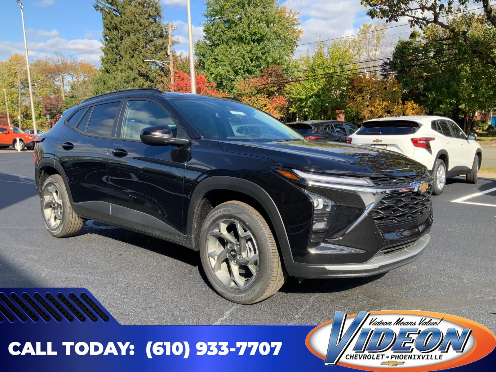 New 2026 Chevrolet Trax LT w/ Driver Confidence Package image 1