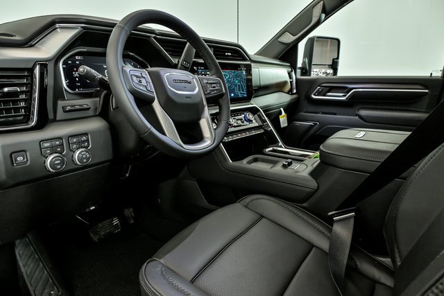 New 2026 GMC Sierra 2500 Denali w/ Denali Reserve Package image 7