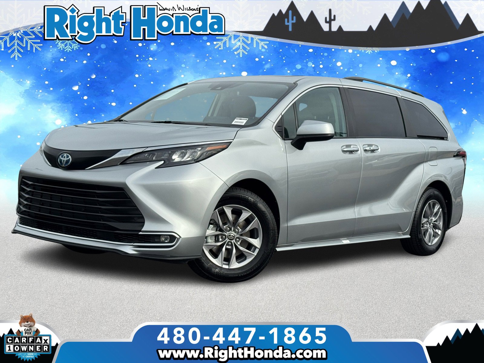 Used 2024 Toyota Sienna XLE image 1
